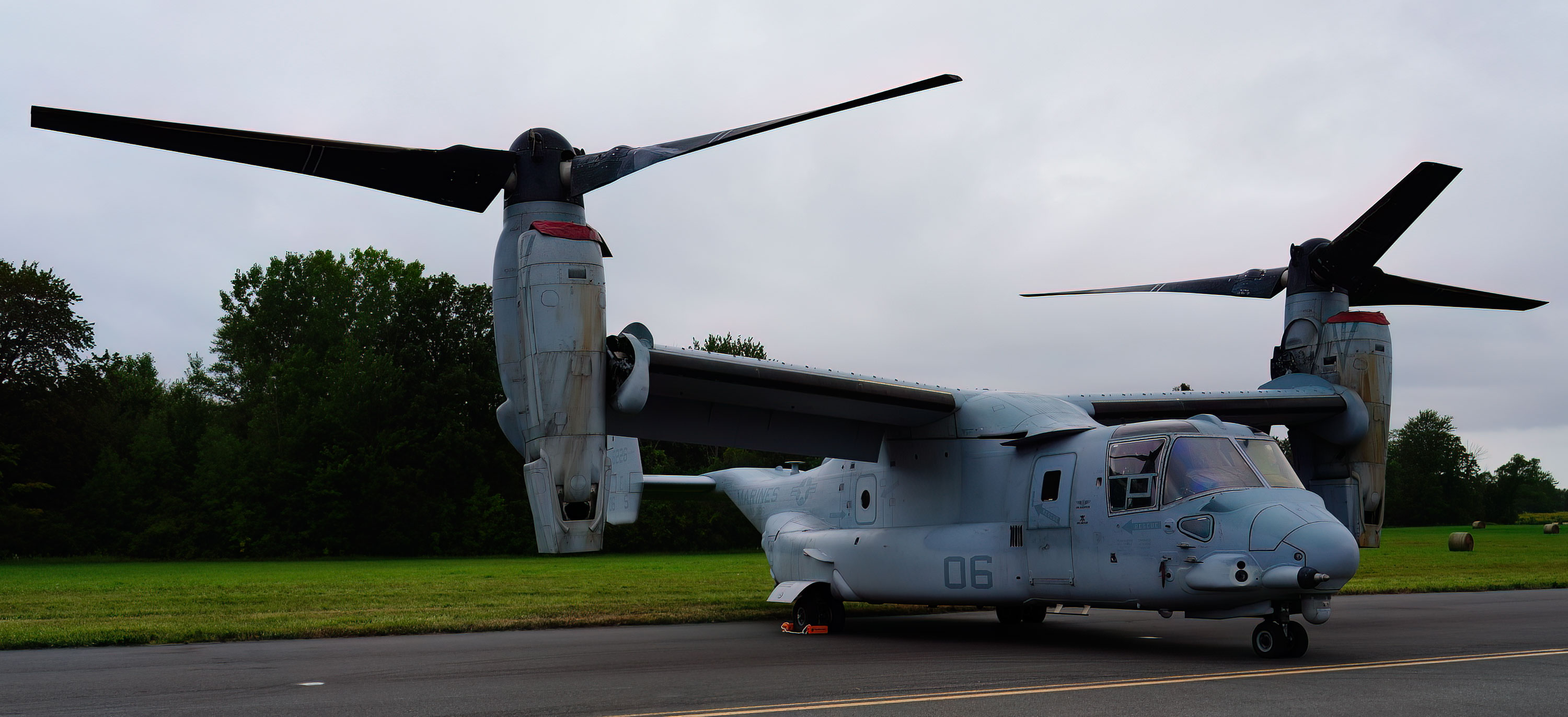 US Marine MV-22B Osprey