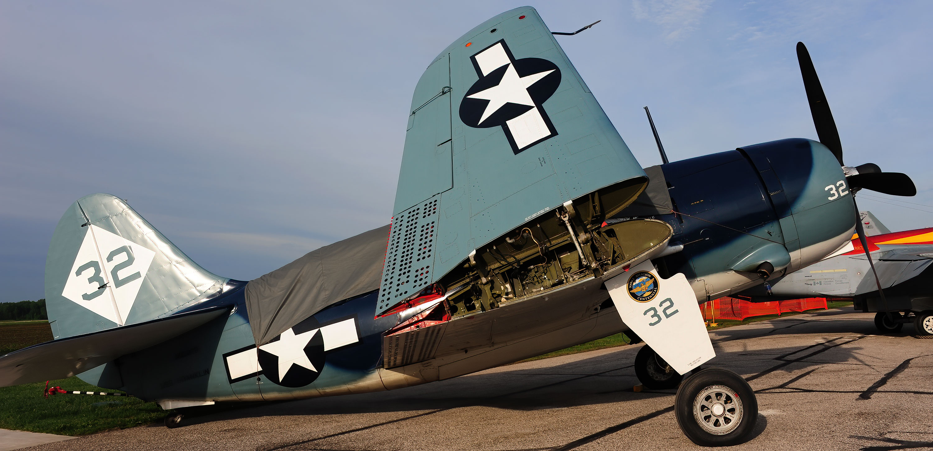 Great Lakes (St. Thomas) Airshow 2011