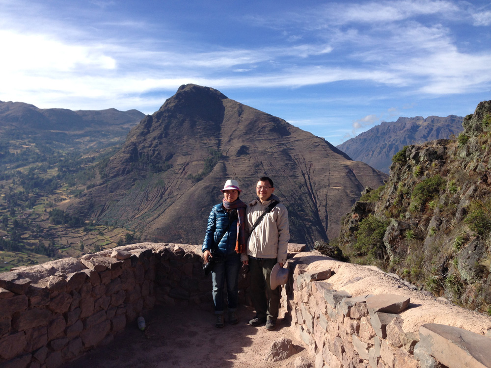 Pisac Inca ruins & market